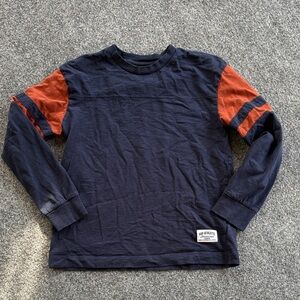 GAP Navy and Rust Long Sleeve Kids Tee - Size Medium (8)